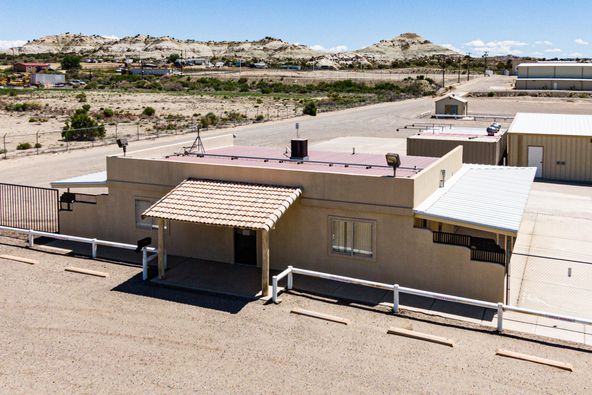 3100 N 1st St, Bloomfield, NM 87413
